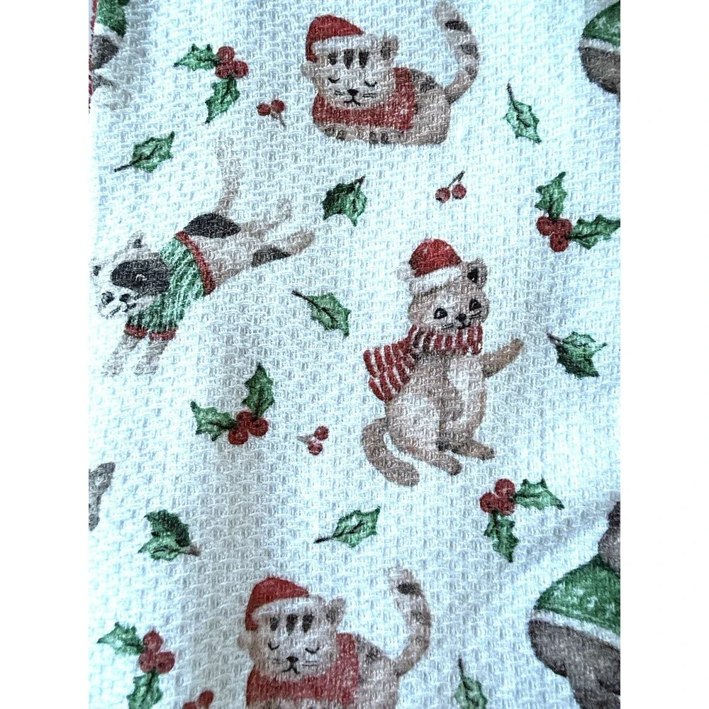 cupcakes and cashmere Christmas Cats Kittens Dish Kitchen Towels Set of 3